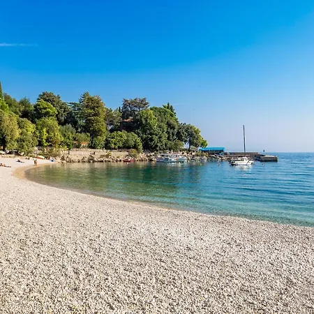 Lauranella Apartment Lovran Opatija, Hot Tub, Evcharger, Free Parking & Pure Relaxation Opric