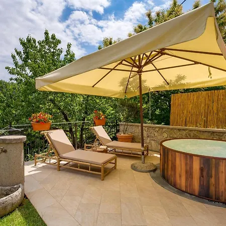Lauranella Apartment Lovran Opatija, Hot Tub, Evcharger, Free Parking & Pure Relaxation Διαμέρισμα Opric